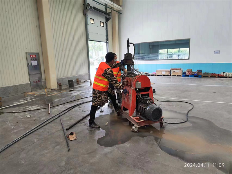 珲春厂房地面下沉塌陷注浆加固施工